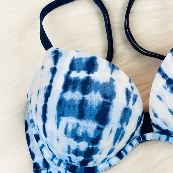 VS PINK Super Push Up Bra 32C - Picture 3 of 7